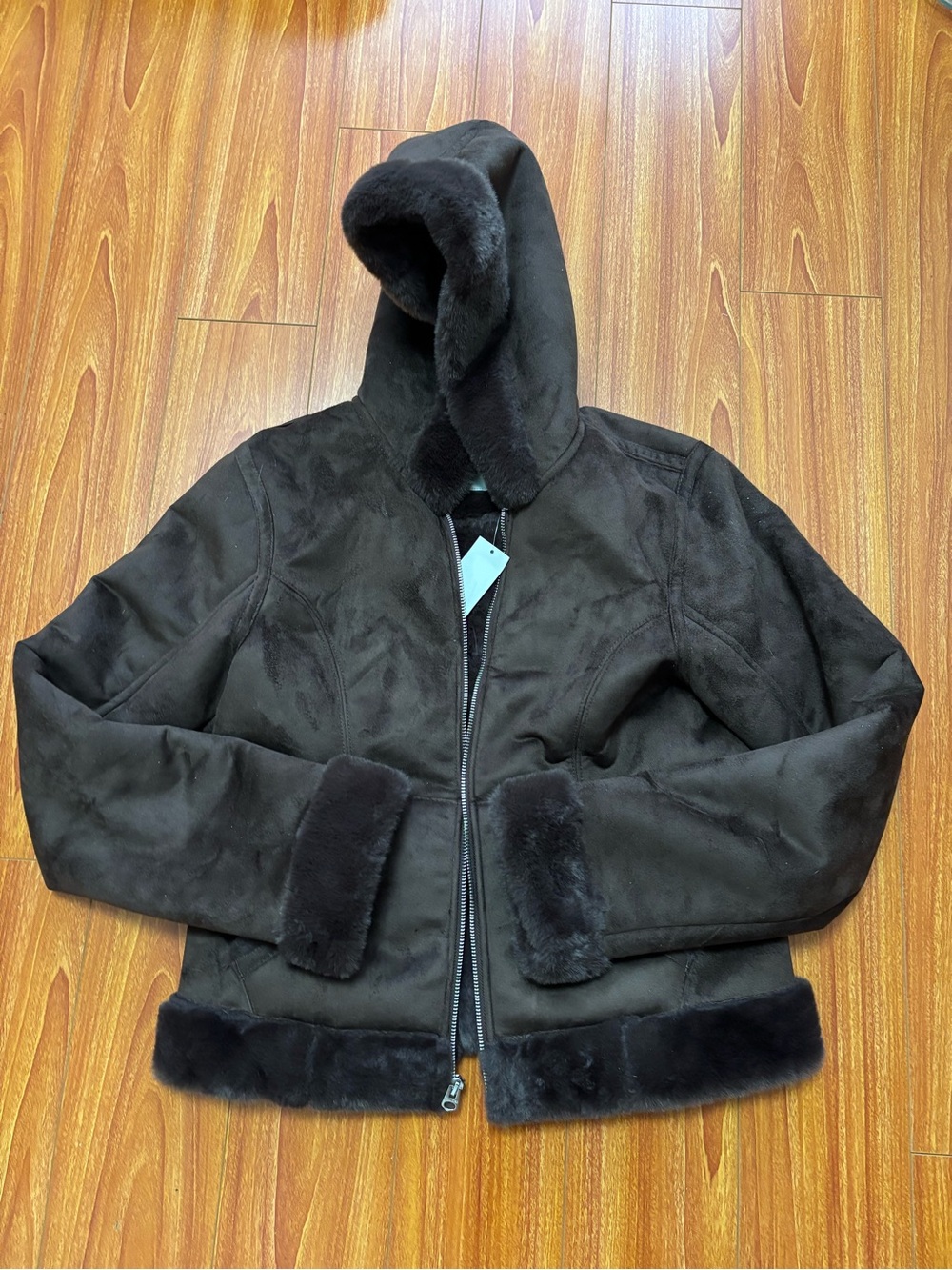 BNWT faux suede Hollister jacket with fur trim